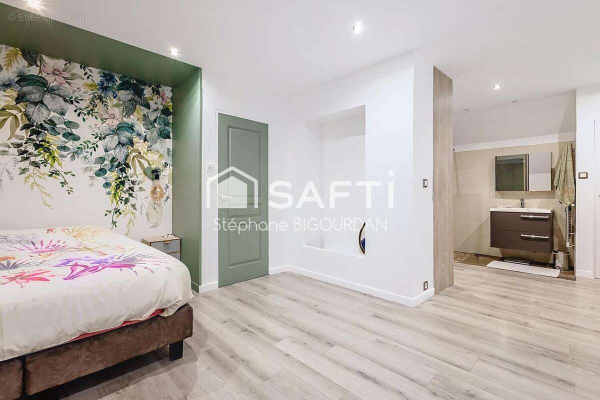 Photo 4 - Maison à MISEREY-SALINES