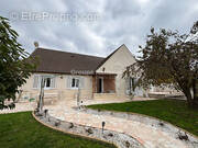 Maison à TRACY-LE-VAL