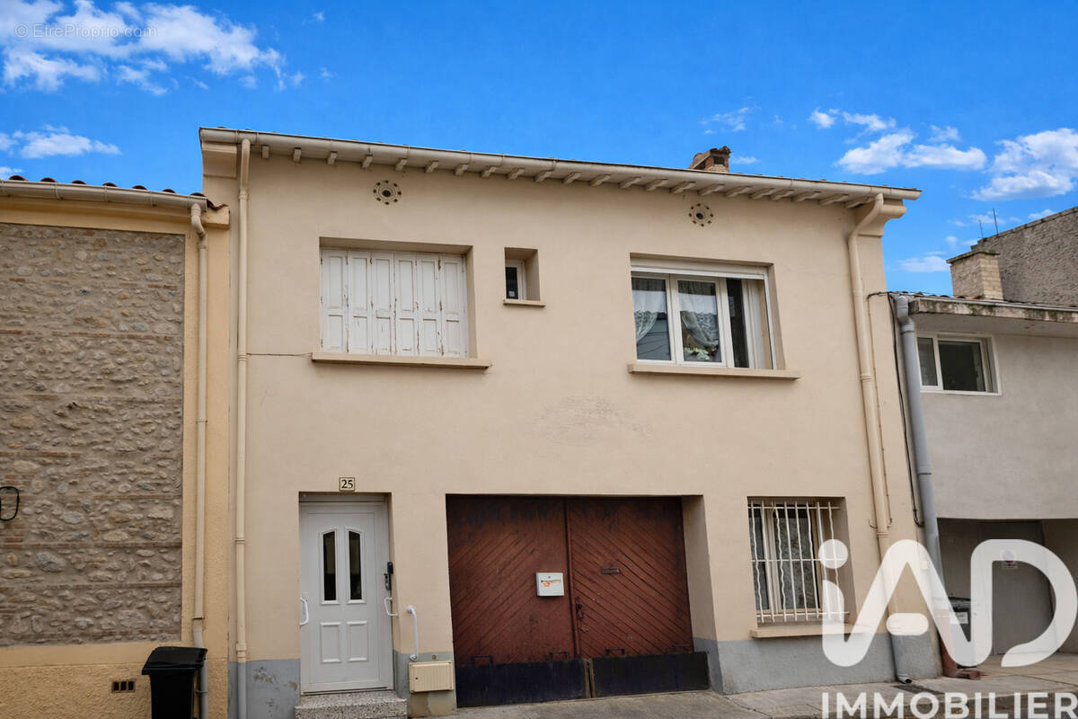Photo 1 - Maison à SAINT-JEAN-LASSEILLE