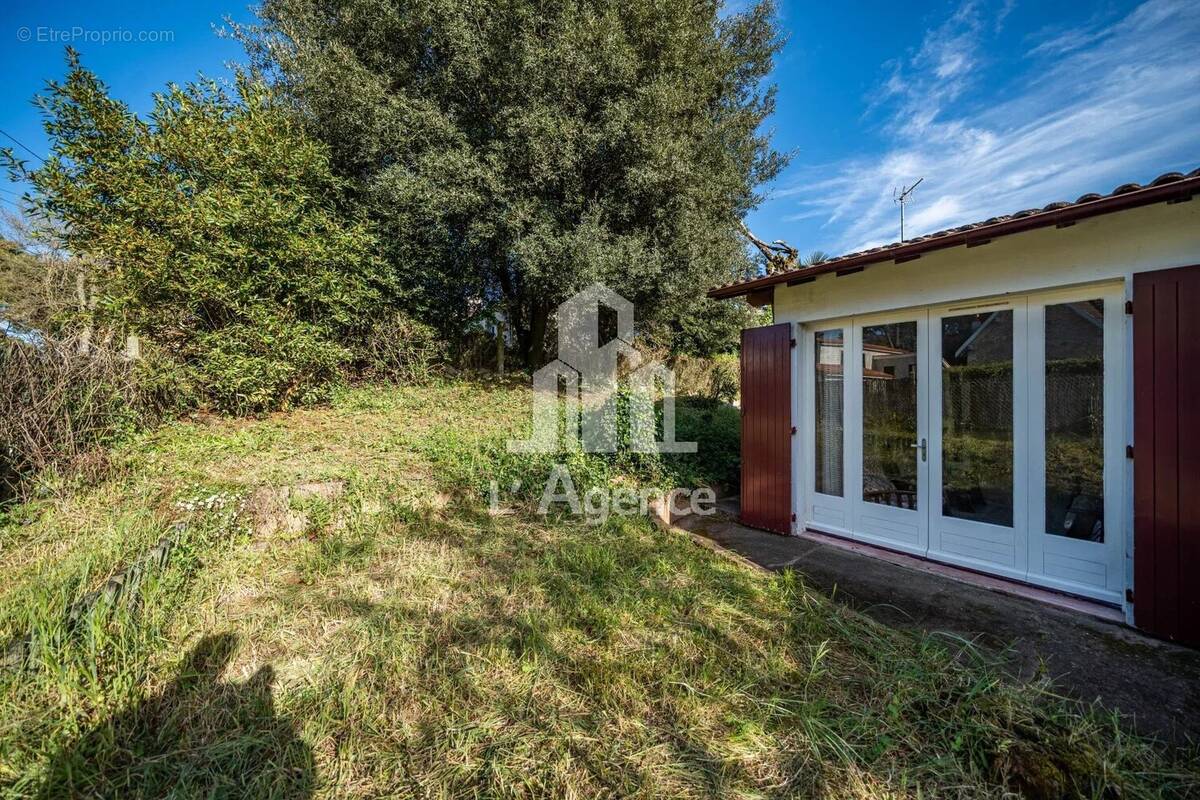 Maison à SAINT-GEORGES-DE-DIDONNE