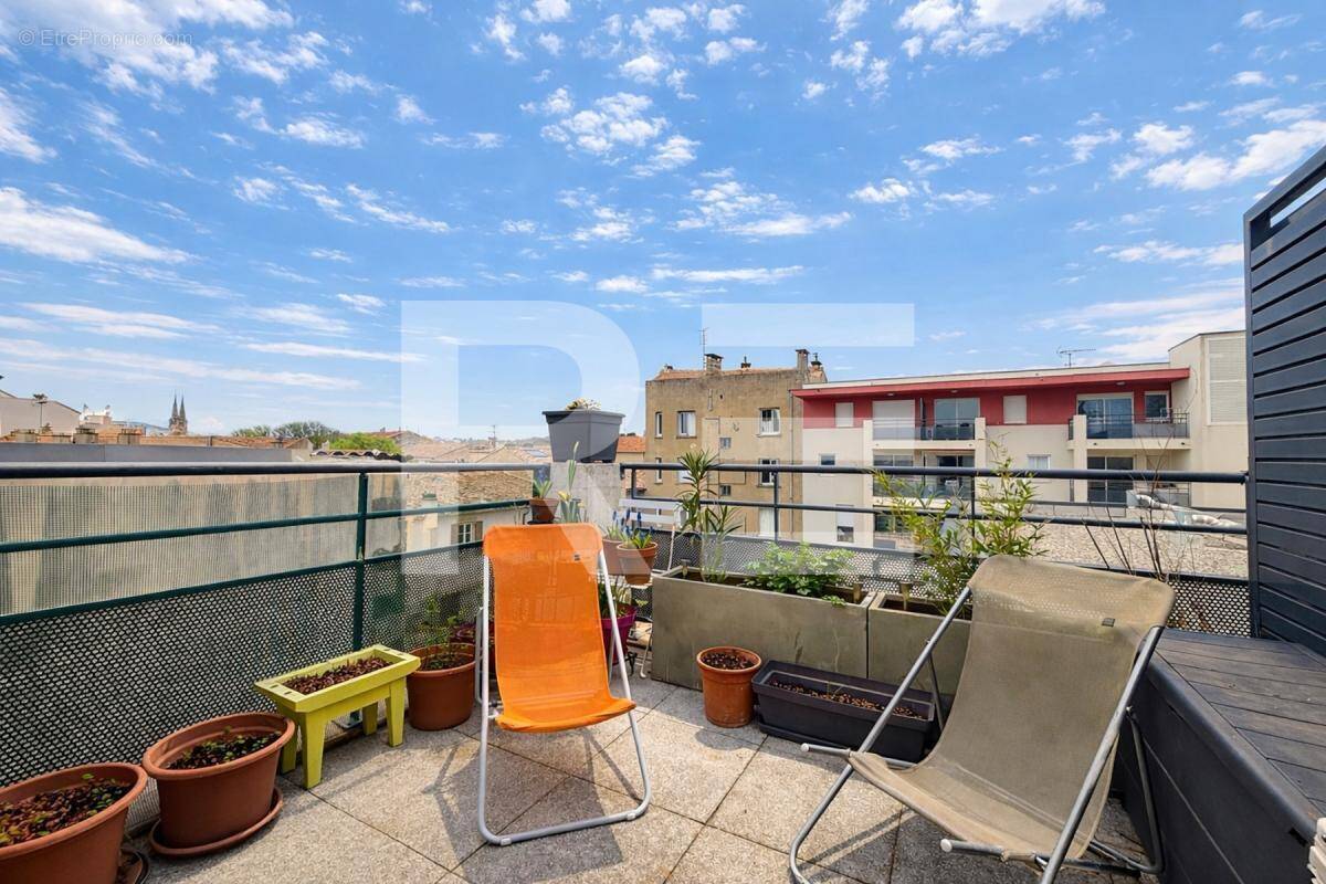 Appartement à NIMES