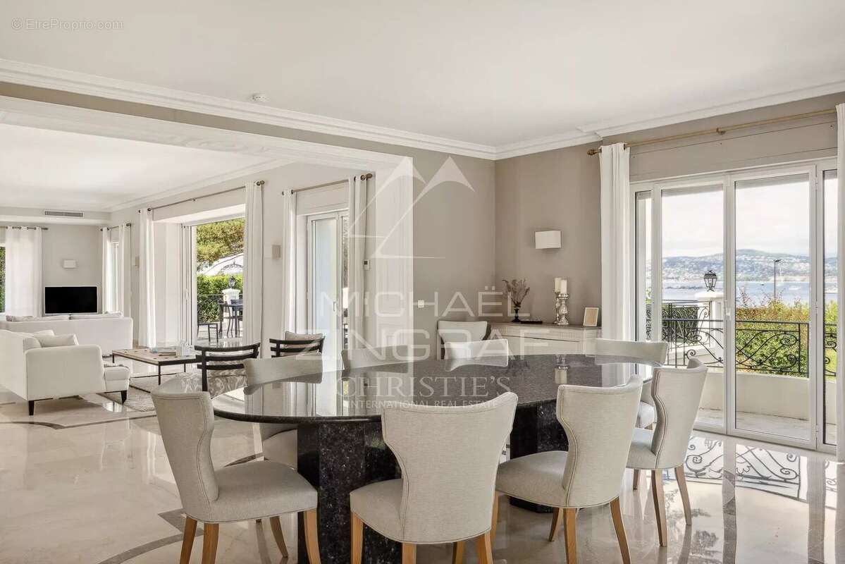 Maison à ANTIBES