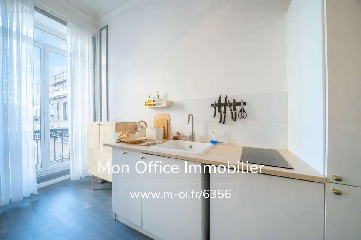Appartement à MARSEILLE-1E