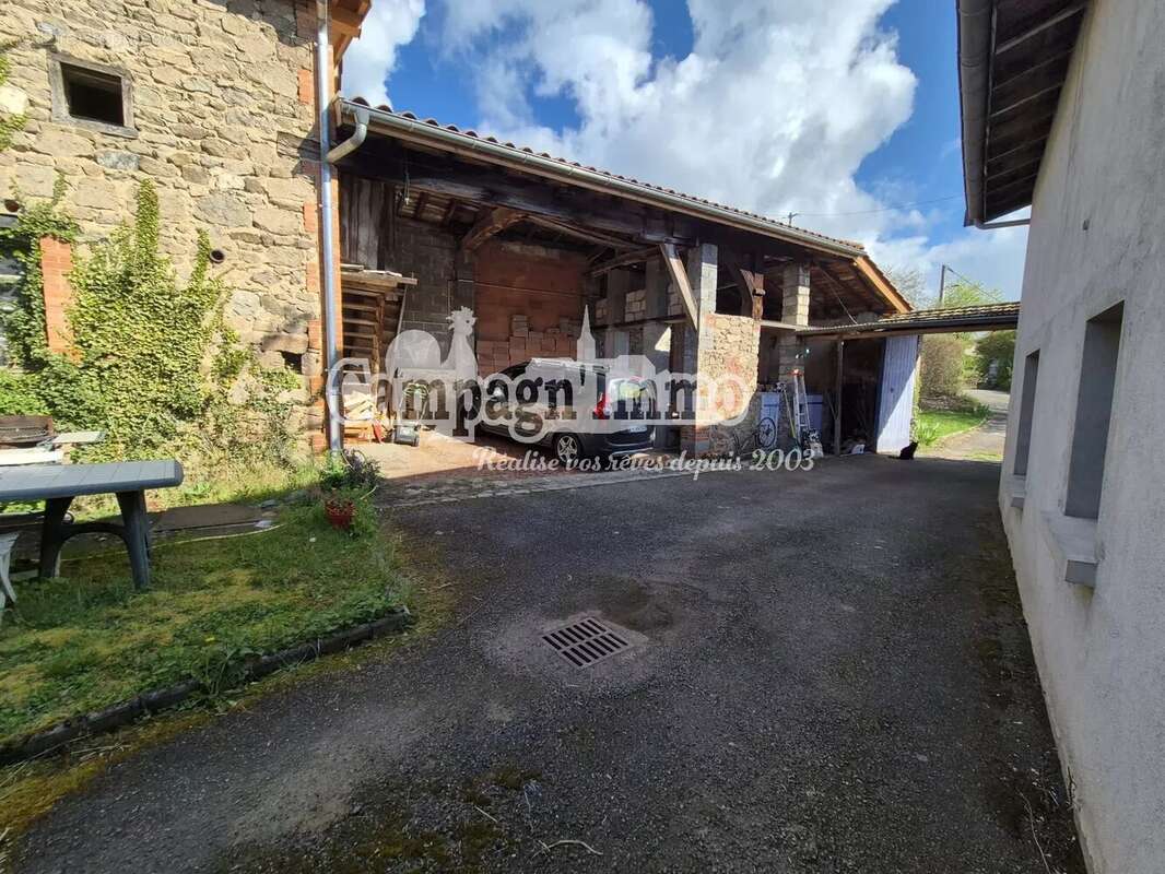 Maison à HAUTE-RIVOIRE