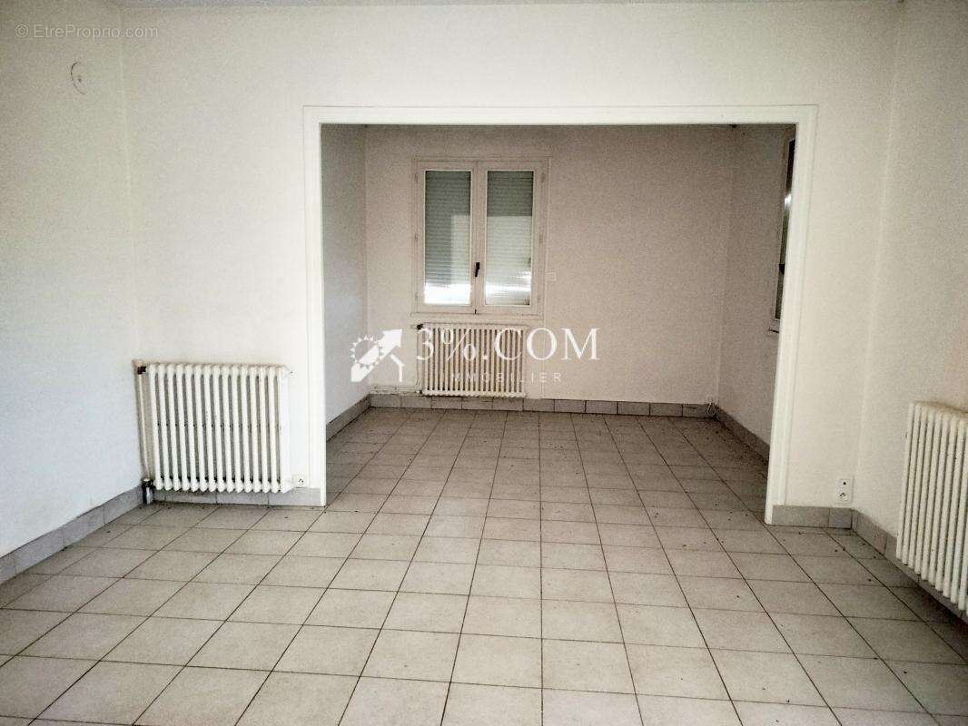 Maison à ALBOUSSIERE