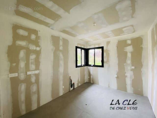 Maison à LE VANNEAU-IRLEAU