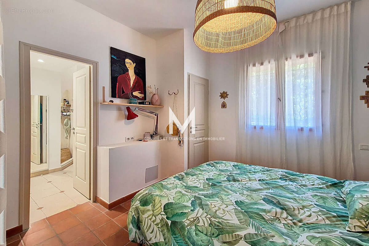 Maison à PLAN-DE-LA-TOUR