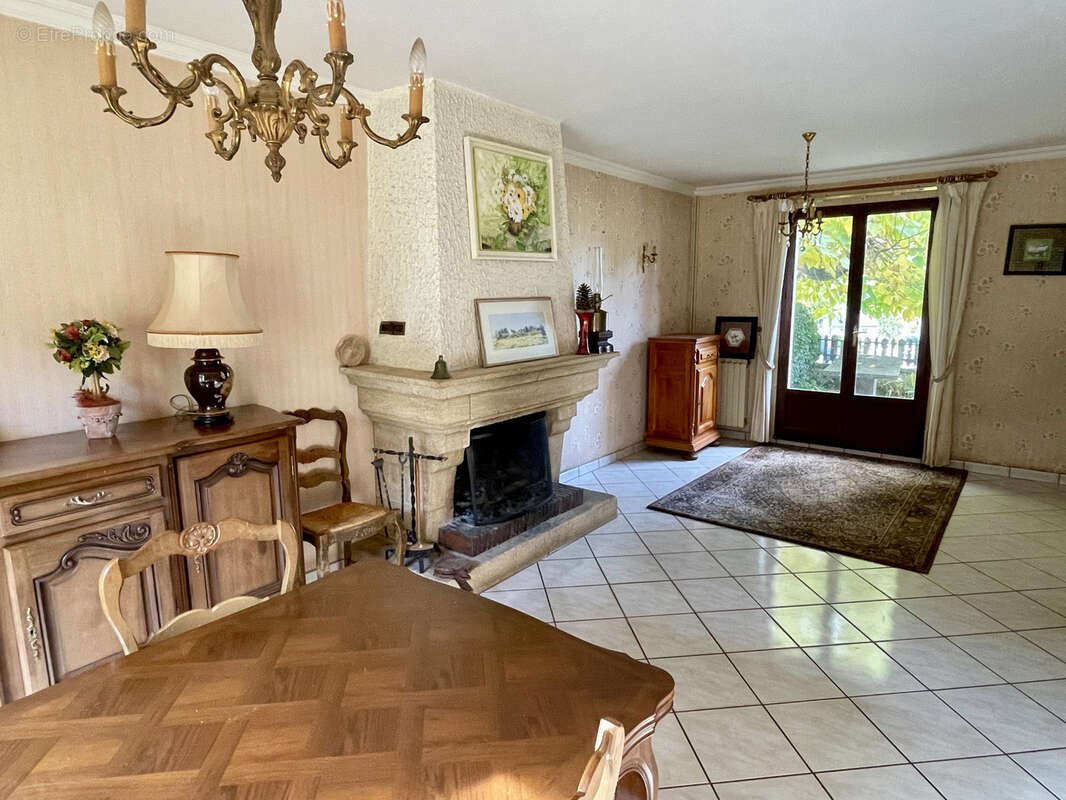 Maison à LE MONASTERE