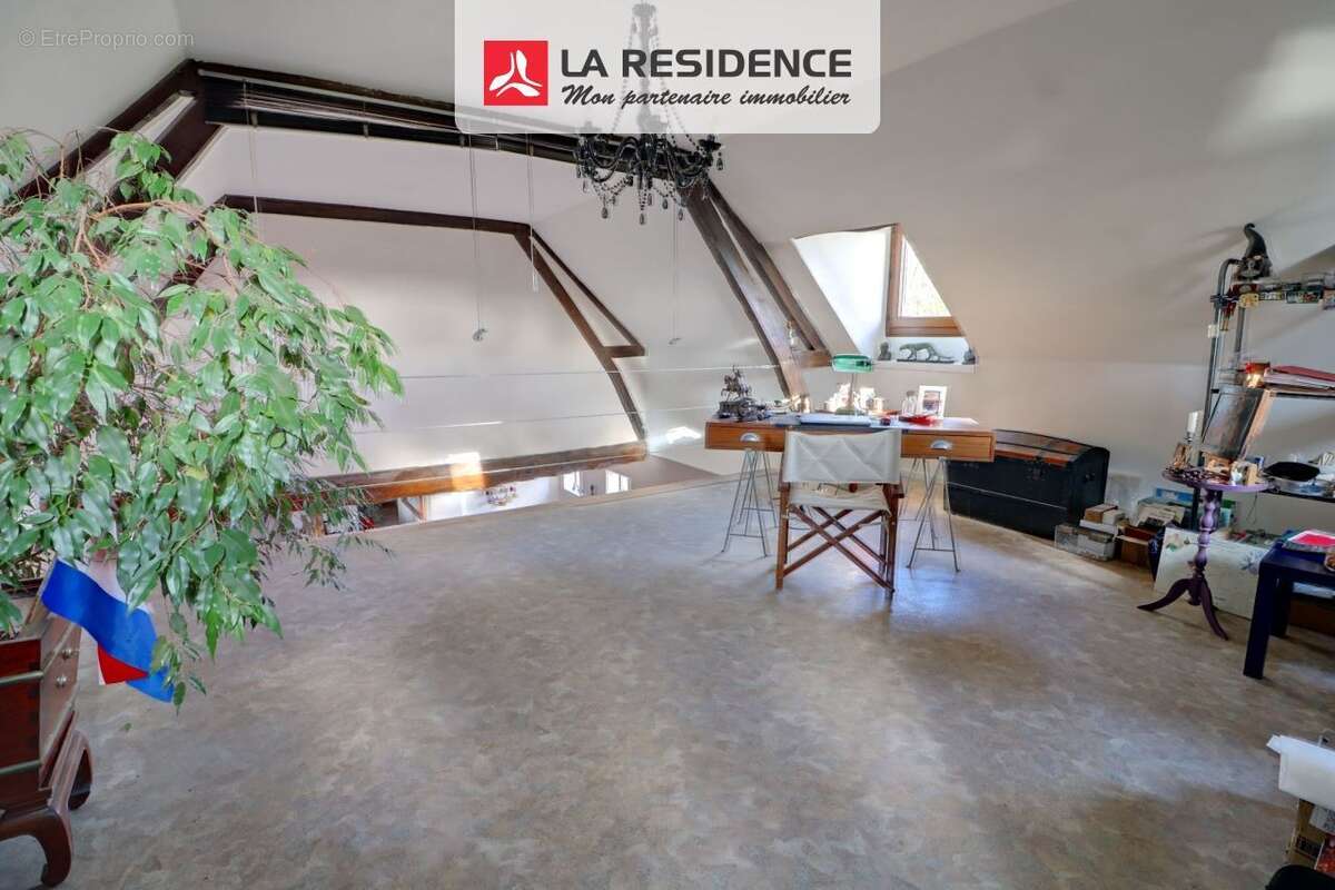 Maison à FONTAINE-LE-BOURG