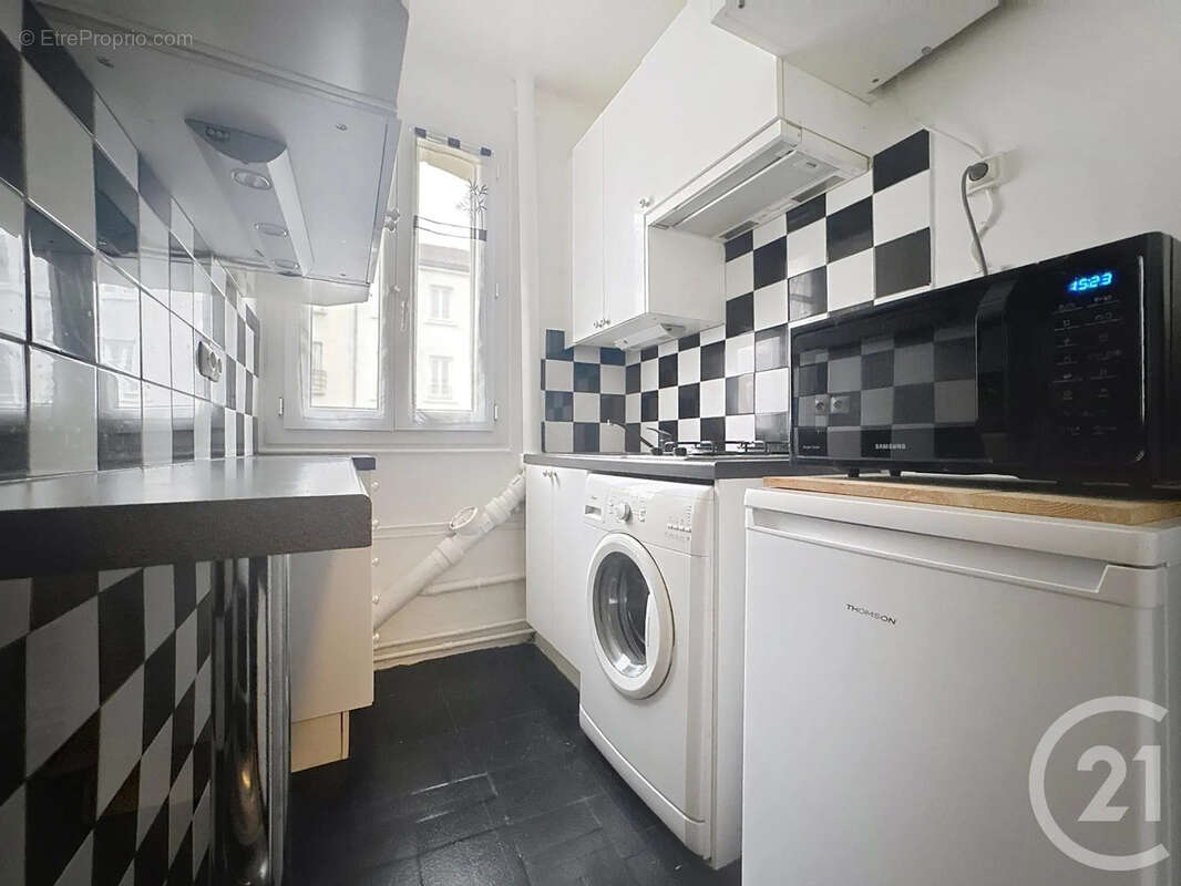 Appartement à PARIS-20E