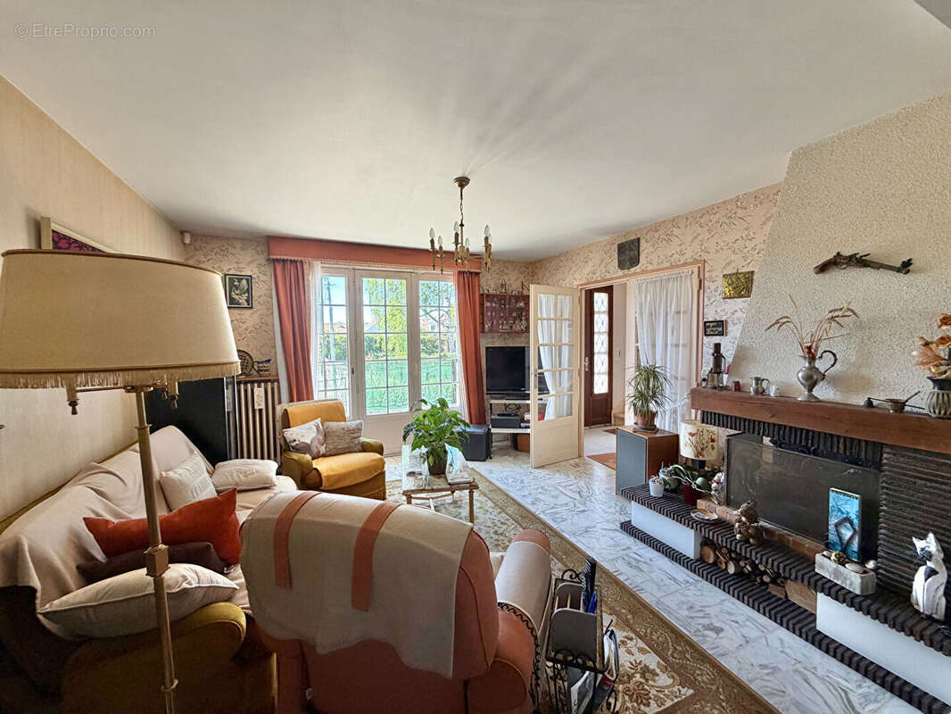 Maison à CONFLANS-SAINTE-HONORINE
