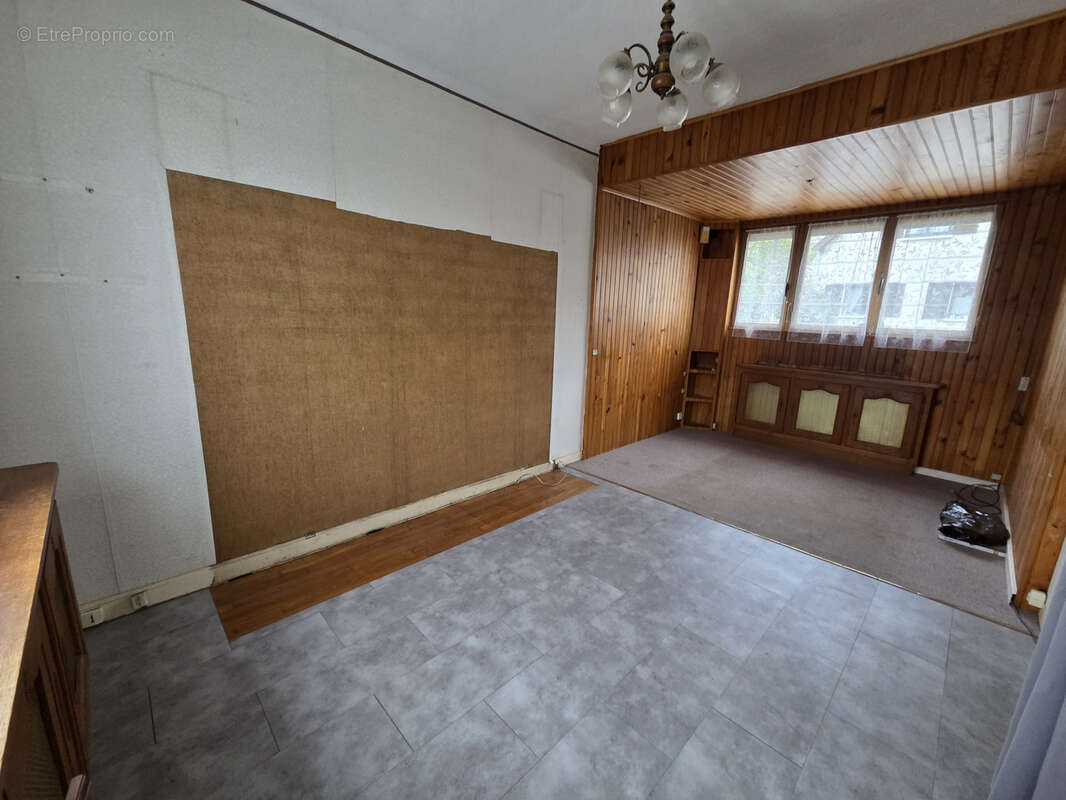 Maison à SAVIGNY-SUR-ORGE