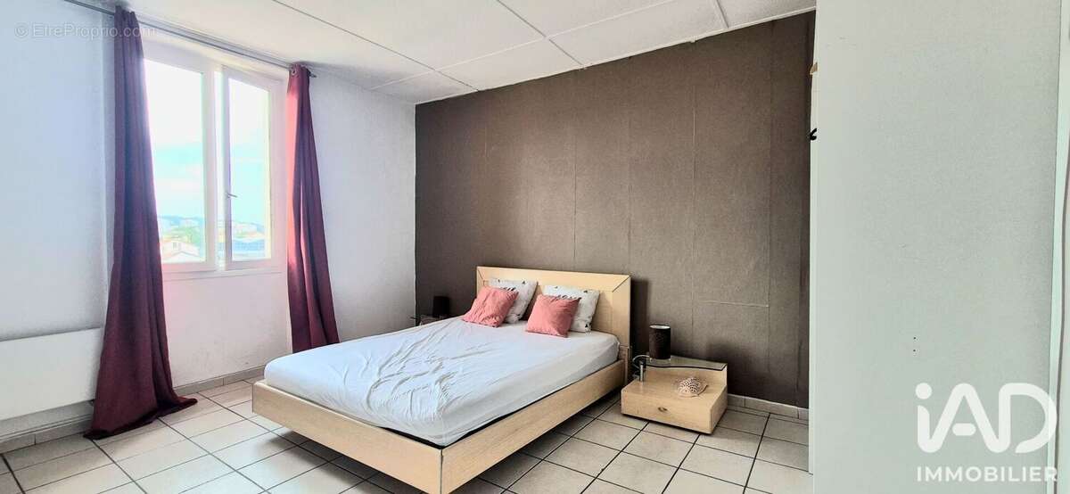 Appartement 46 m² à Saint-Etienne  - photo 8