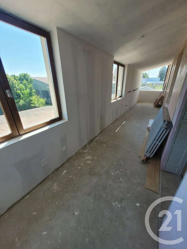 Maison 135 m² à Louhans  - photo 9