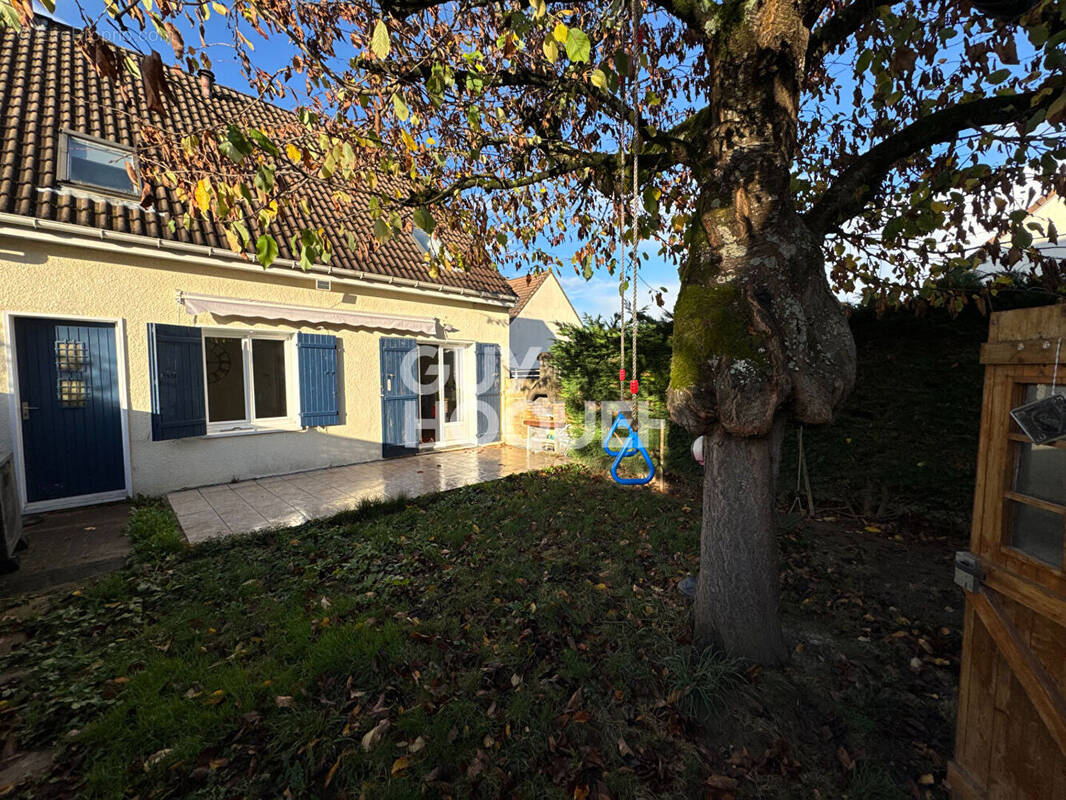 Maison à BRIE-COMTE-ROBERT