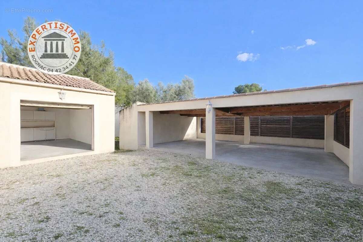 Maison à ROGNAC