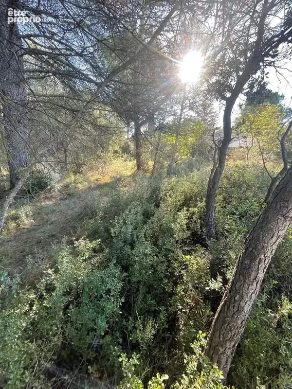 Terrain à bâtir de 527 m² à LAMBESC (13) - photo 2