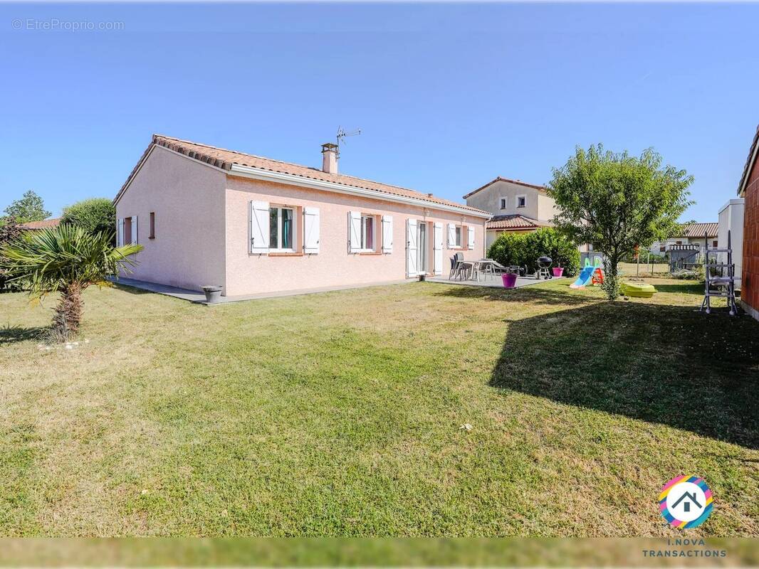 Maison à MAZERES