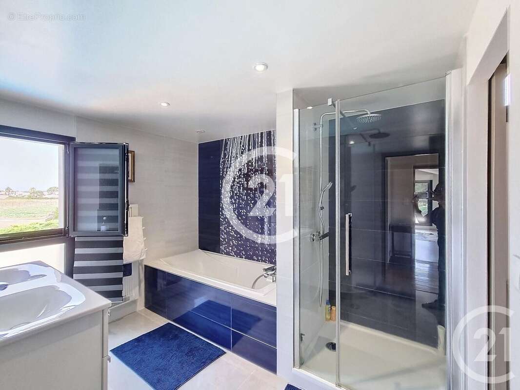 Maison à LATOUR-BAS-ELNE