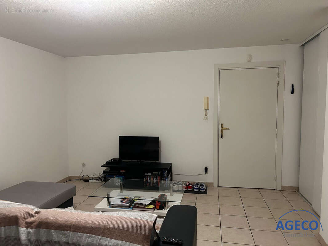 Séjour - Appartement à GAGNAC-SUR-GARONNE