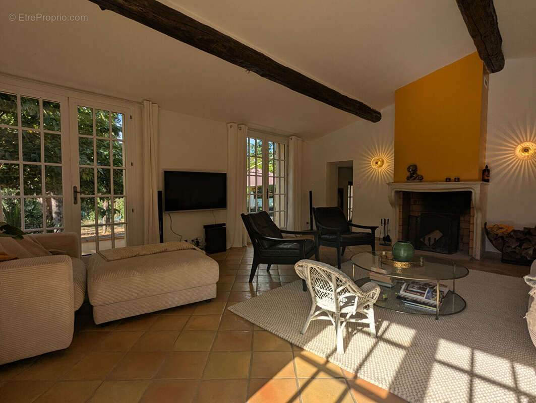 Maison à SALERNES