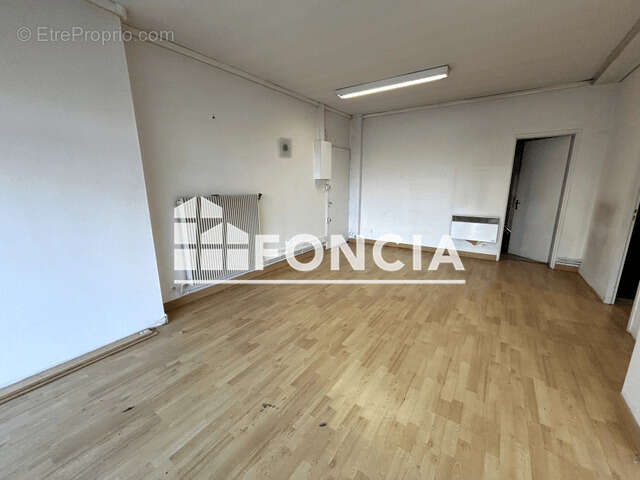 Commerce à MONT-DE-MARSAN