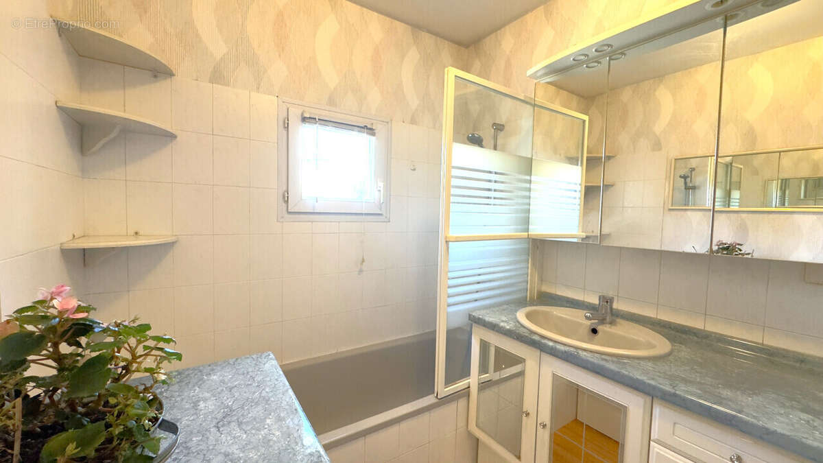 Appartement à ECHIROLLES