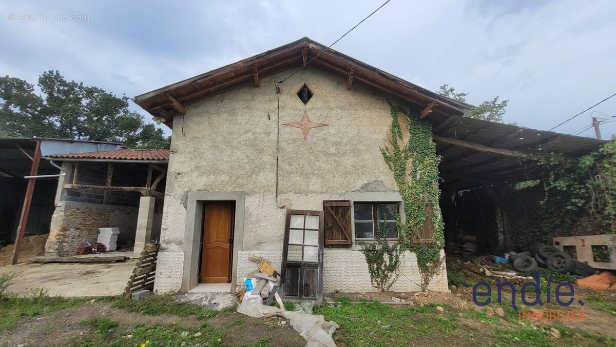 Maison à CUGURON