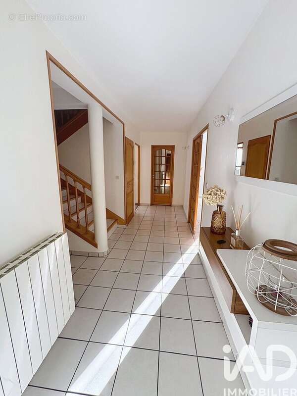 Photo 5 - Maison à BELLEGARDE-SUR-VALSERINE