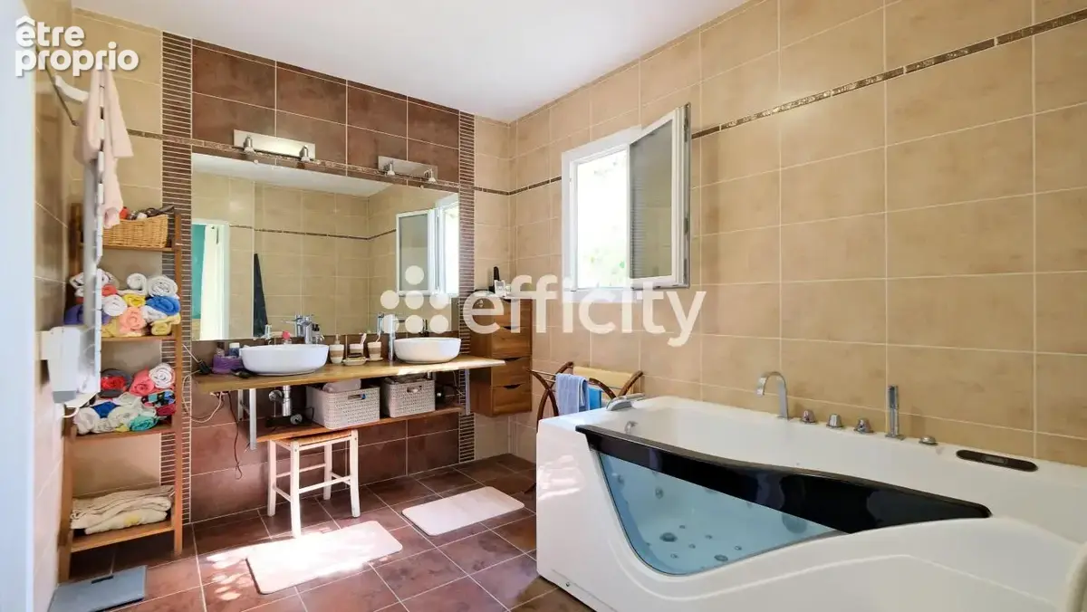 Maison 5 pièces 220 m² à vendre à Agde (34300) - photo 11