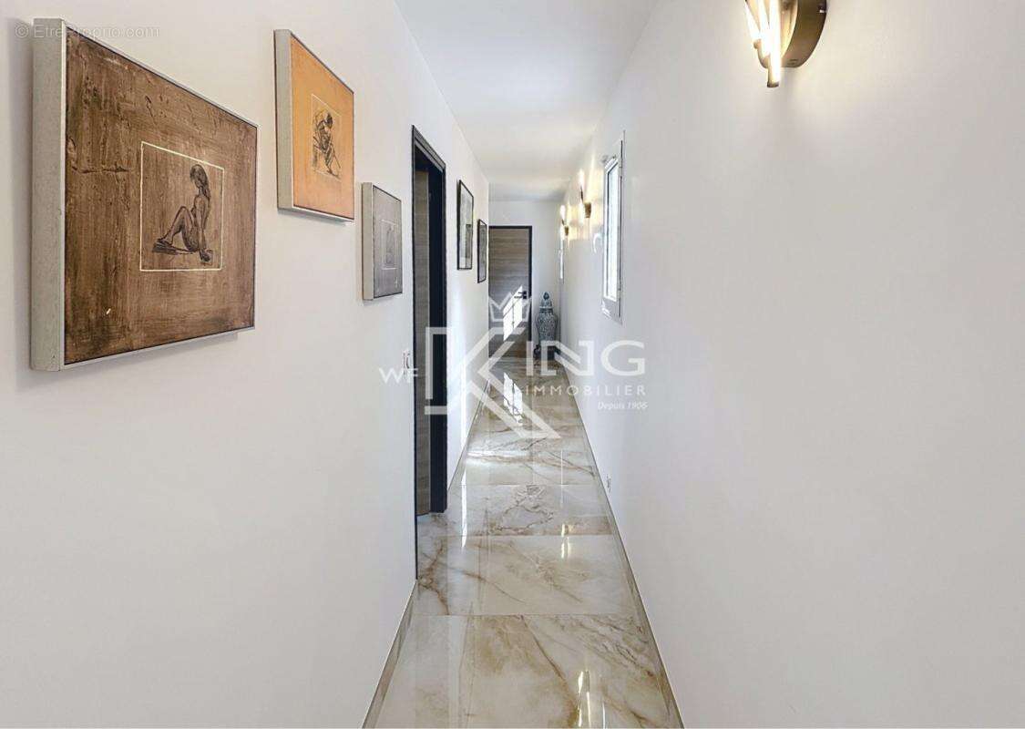 Maison à PUGET-SUR-ARGENS