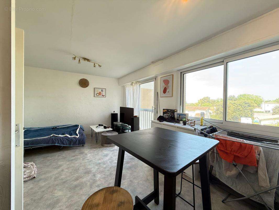 Appartement à VAUX-SUR-MER