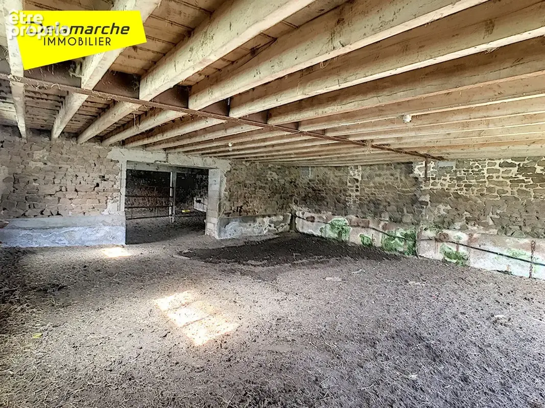 A  vendre Bâtiment à rénover  La Bloutière - photo 11