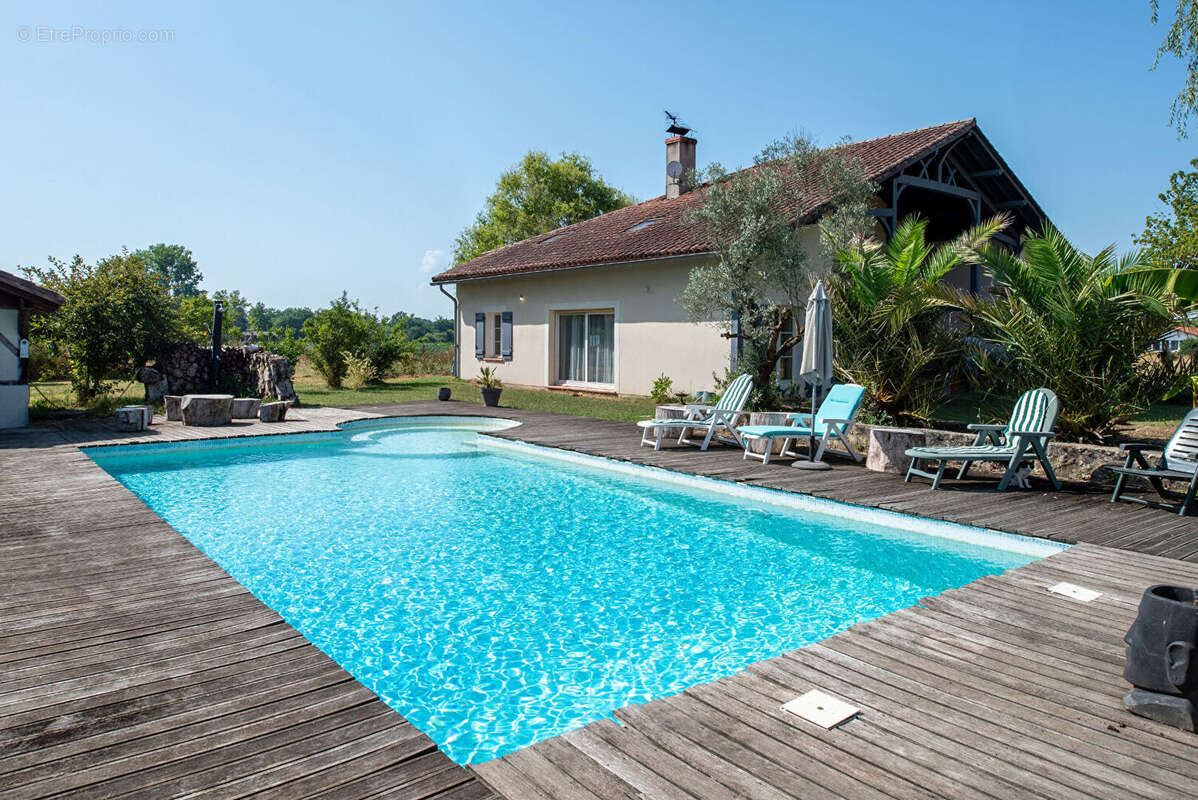 Maison à SAINT-JUSTIN