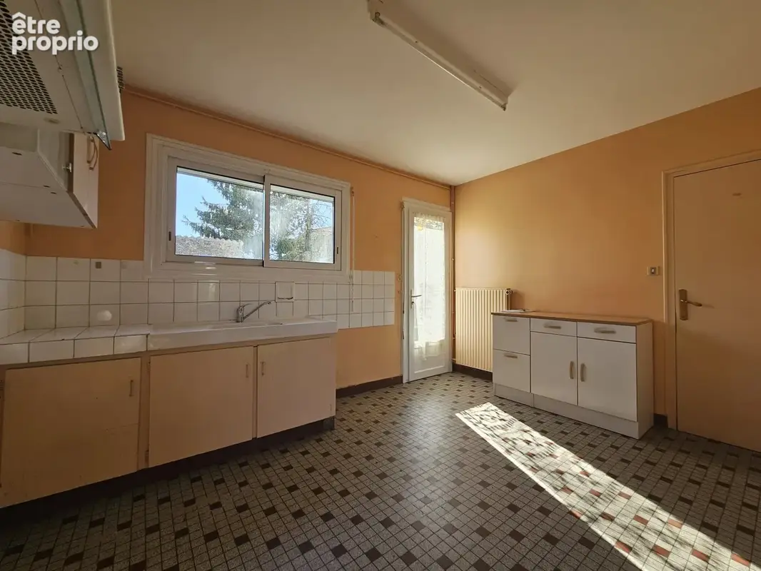 Maison 4 chambres   villedieu-la-blouère. - photo 2