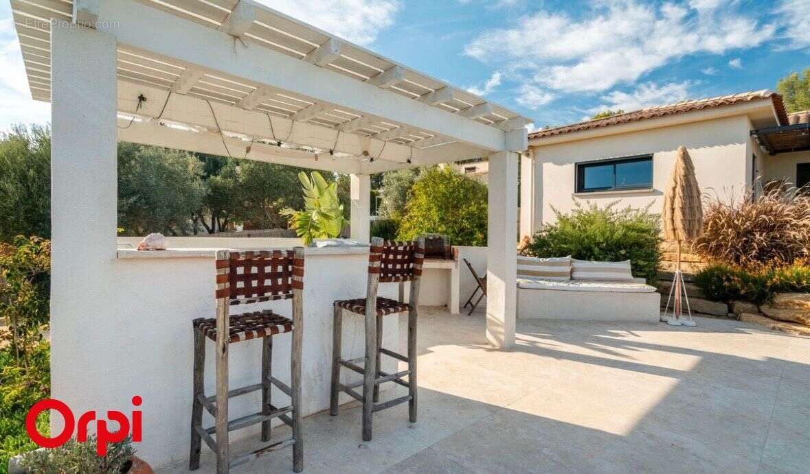 Maison à LA CADIERE-D'AZUR