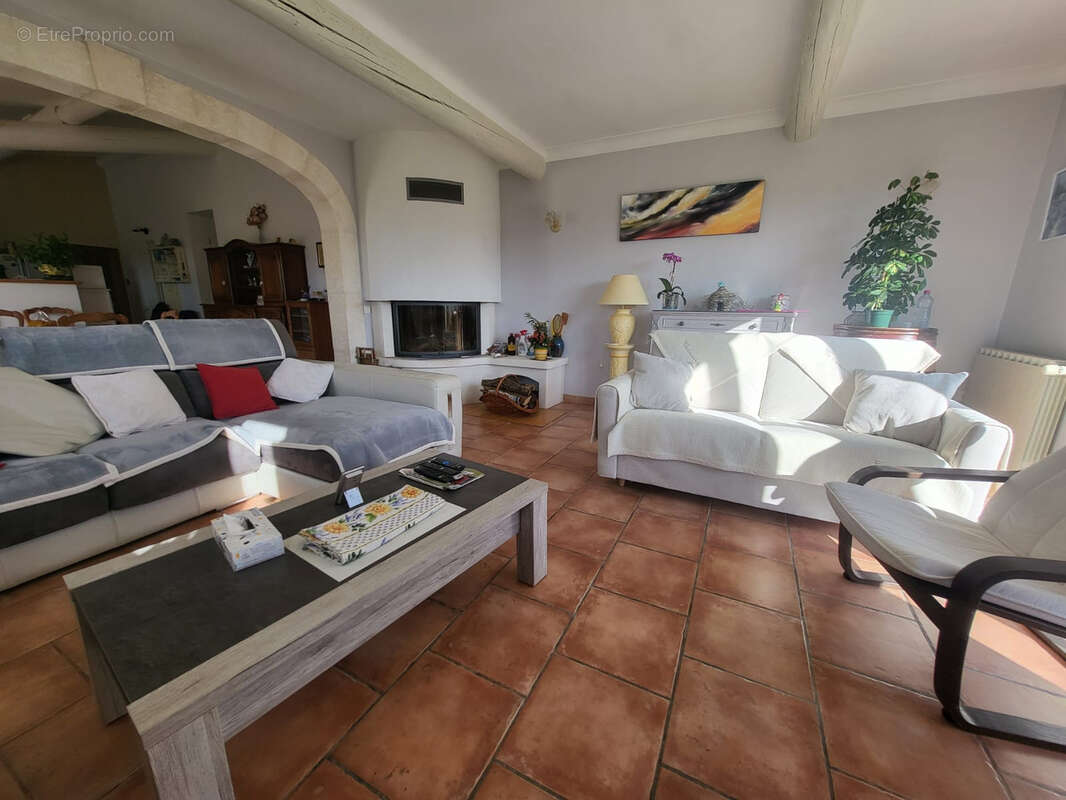 Maison à BONNIEUX