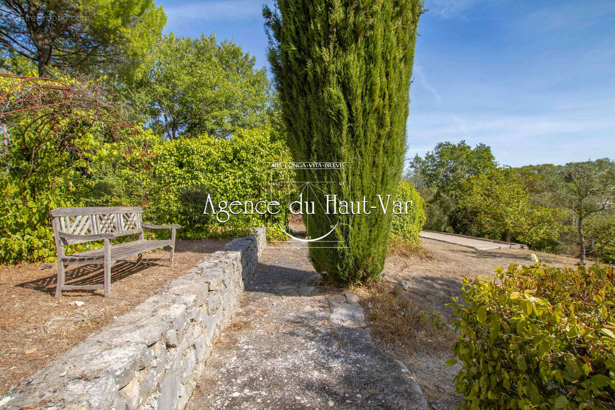 Maison à FAYENCE