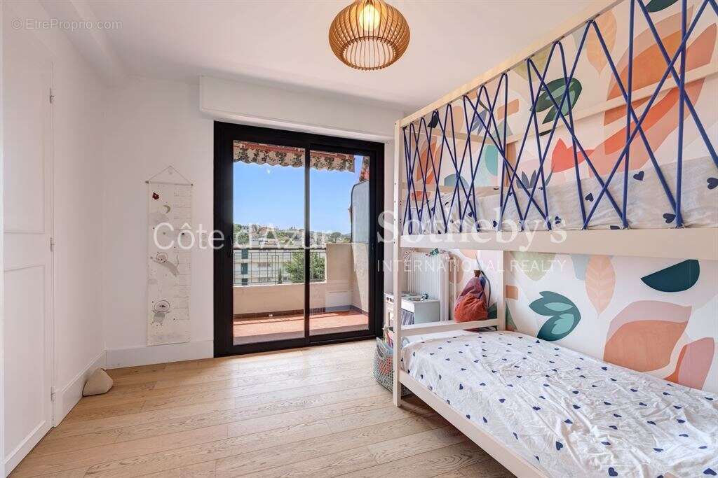 Appartement à LE CANNET