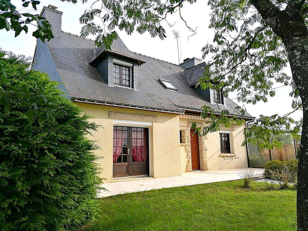 Maison à CARO