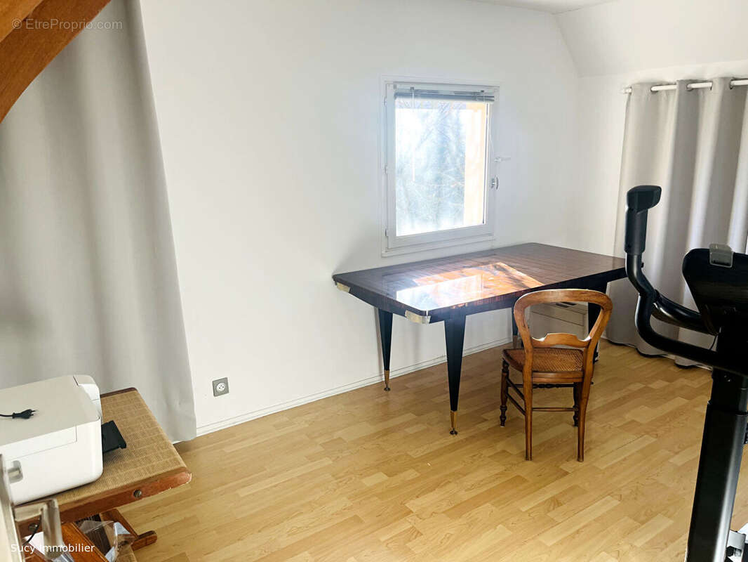 Maison à SUCY-EN-BRIE