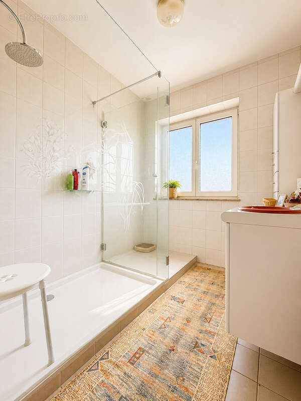Maison type plain-pied de 132 m2 sur 6,29 ares - photo 5