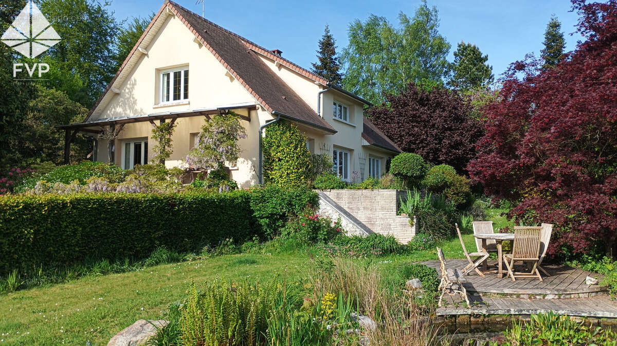 Maison à GRUCHET-LE-VALASSE