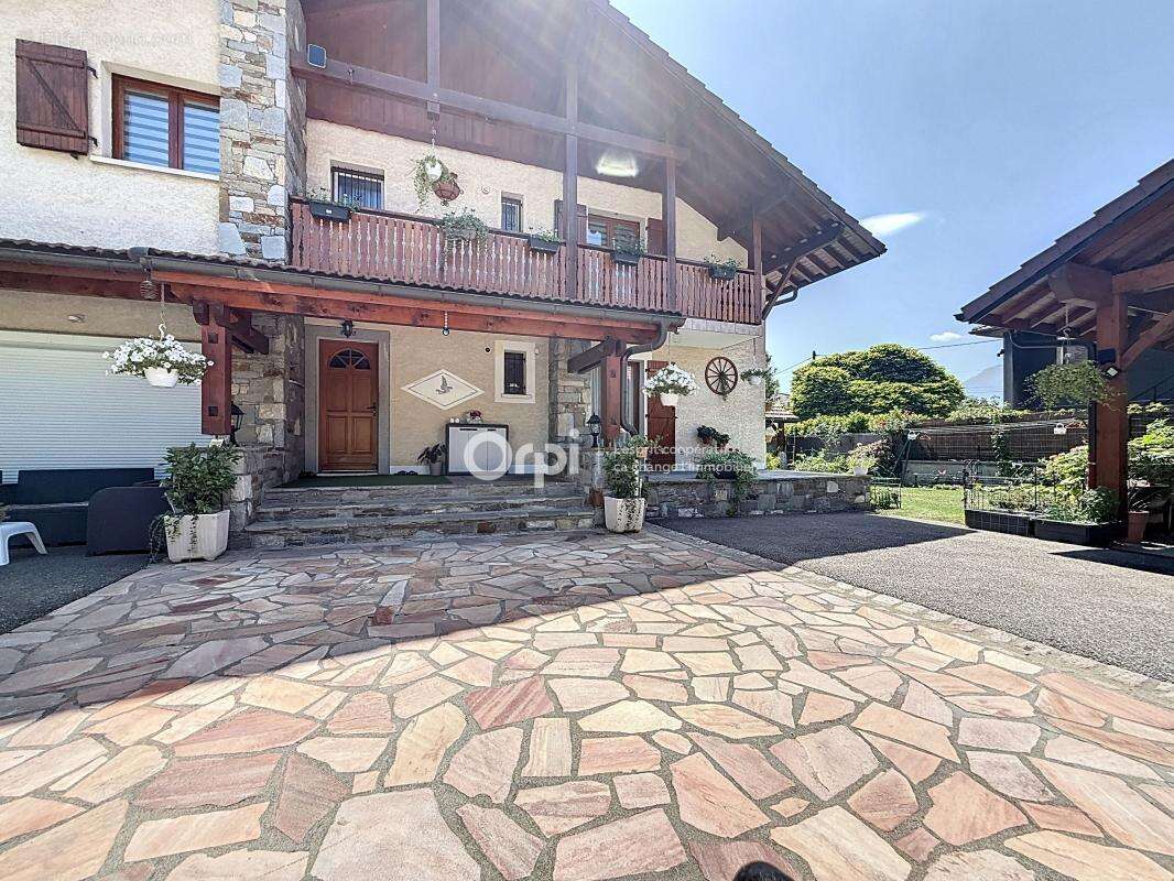 Maison à ALBERTVILLE