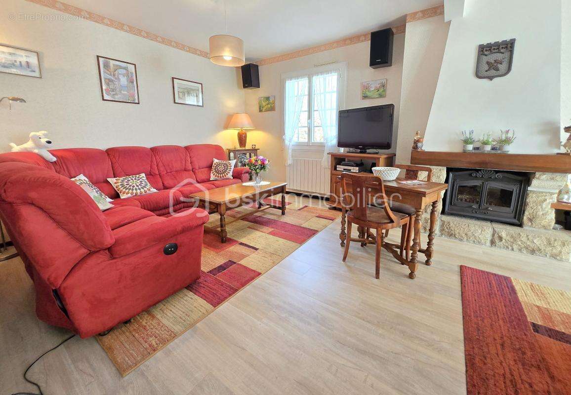  Maison néo-bretonne sur sous-sol complet – 4 chambres – beau jardin paysagé - photo 3