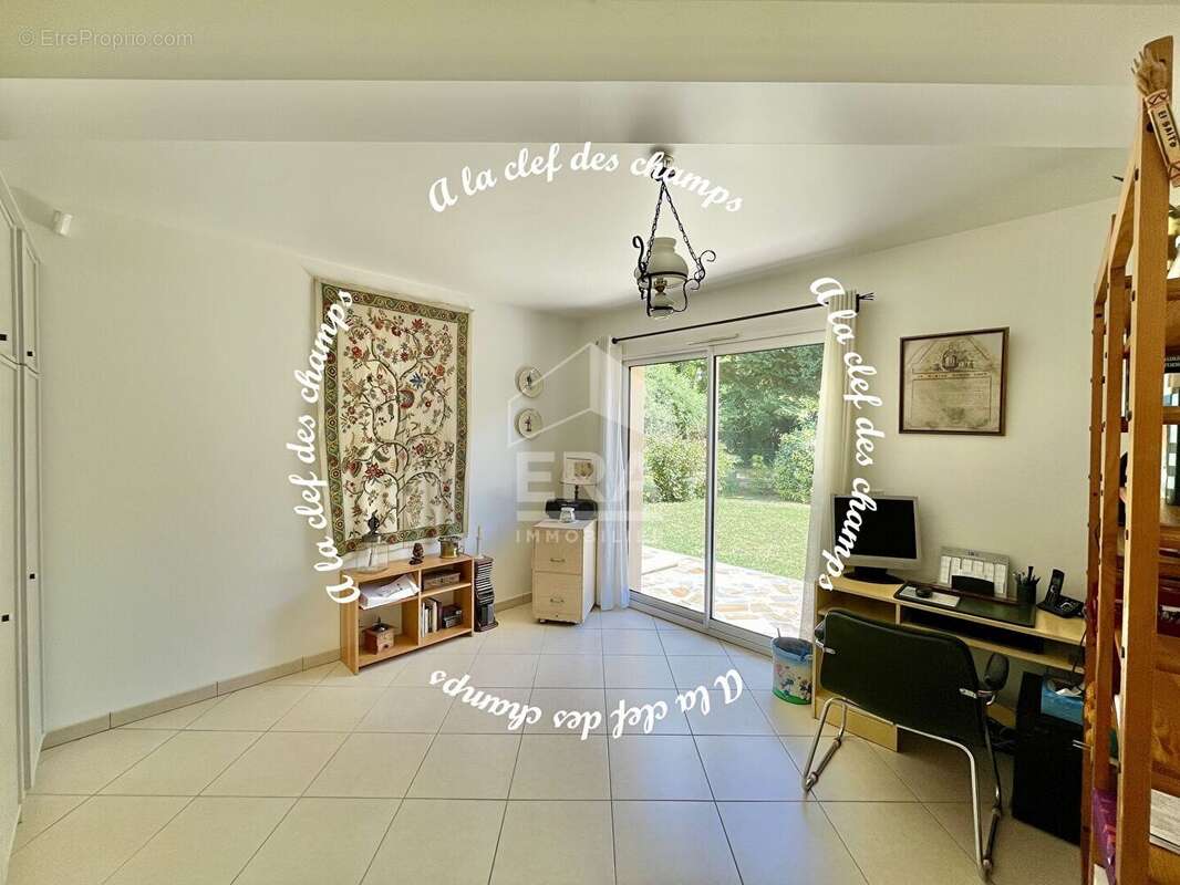 Maison à GOMETZ-LA-VILLE