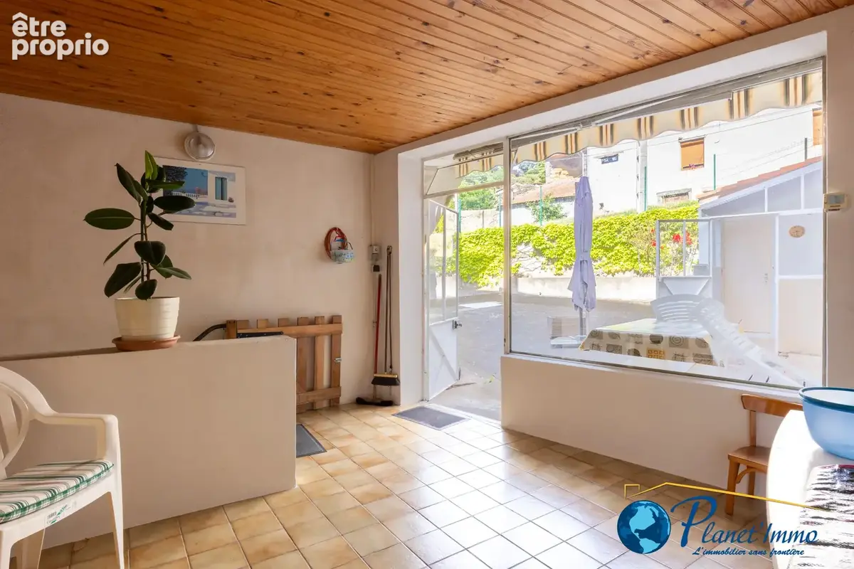 Sorbiers   Maison de 138 m2 habitables avec dépendance, garage, et Terrasse de 70m2 - photo 13