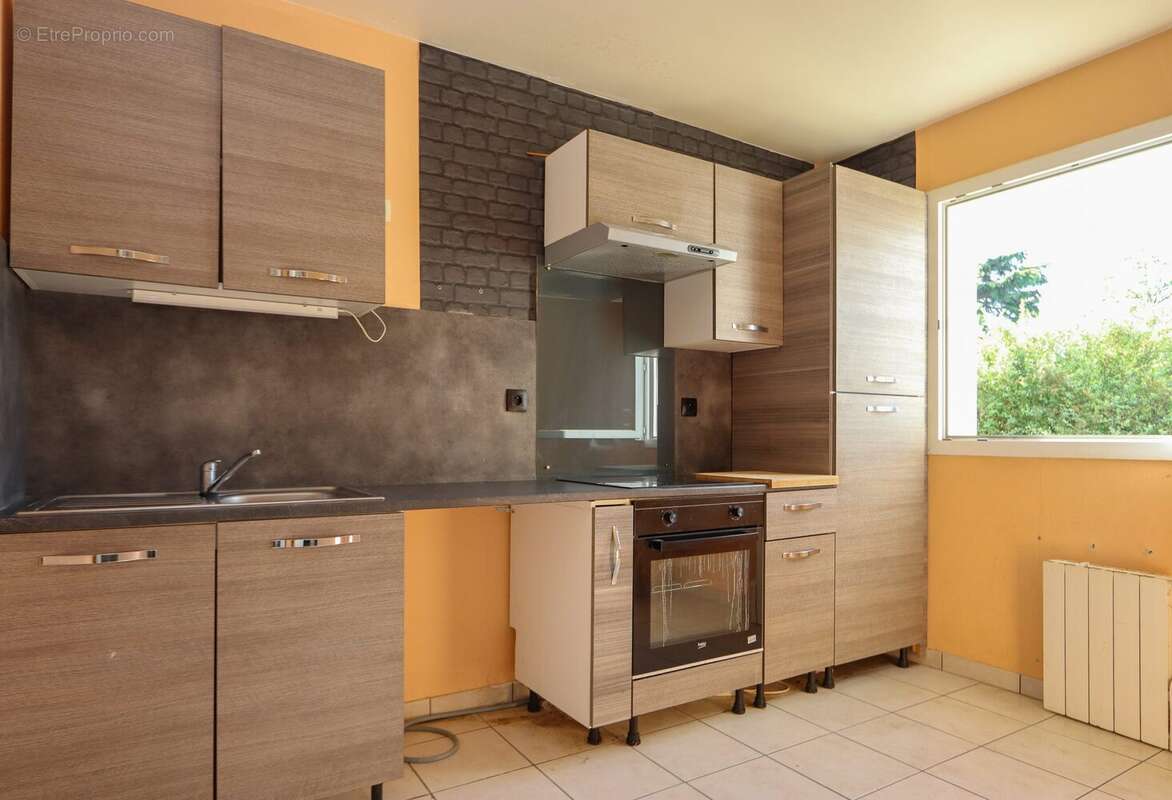 Maison 100 m² à Villermain  - photo 3