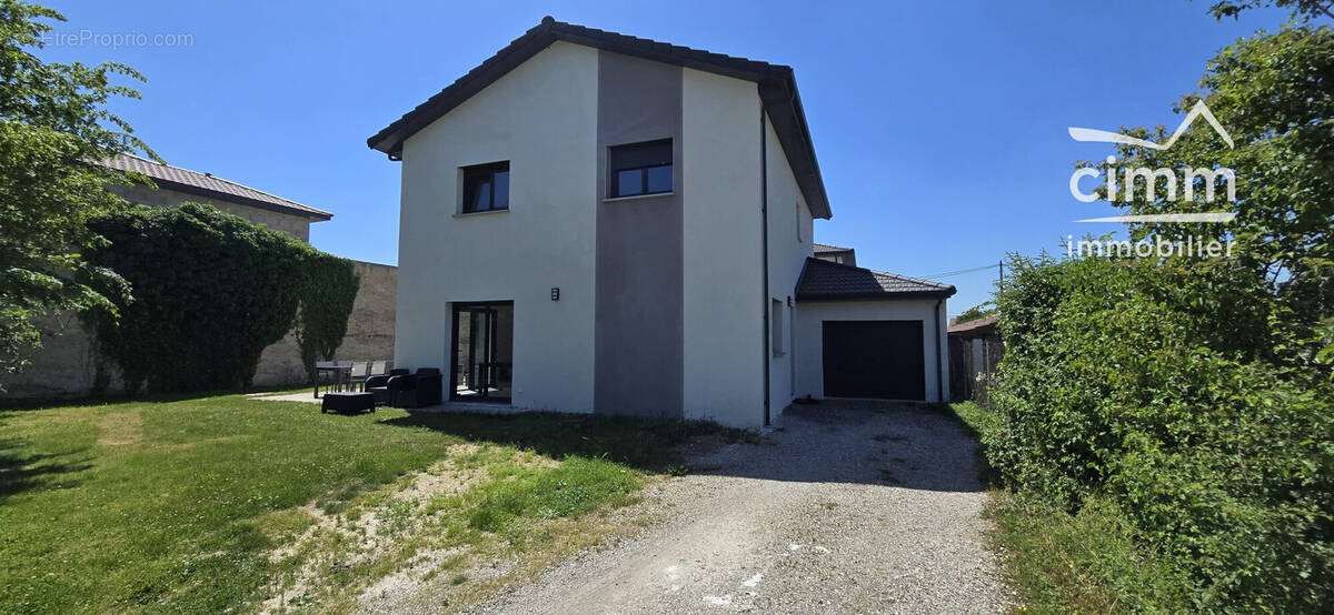 Maison à SILLANS