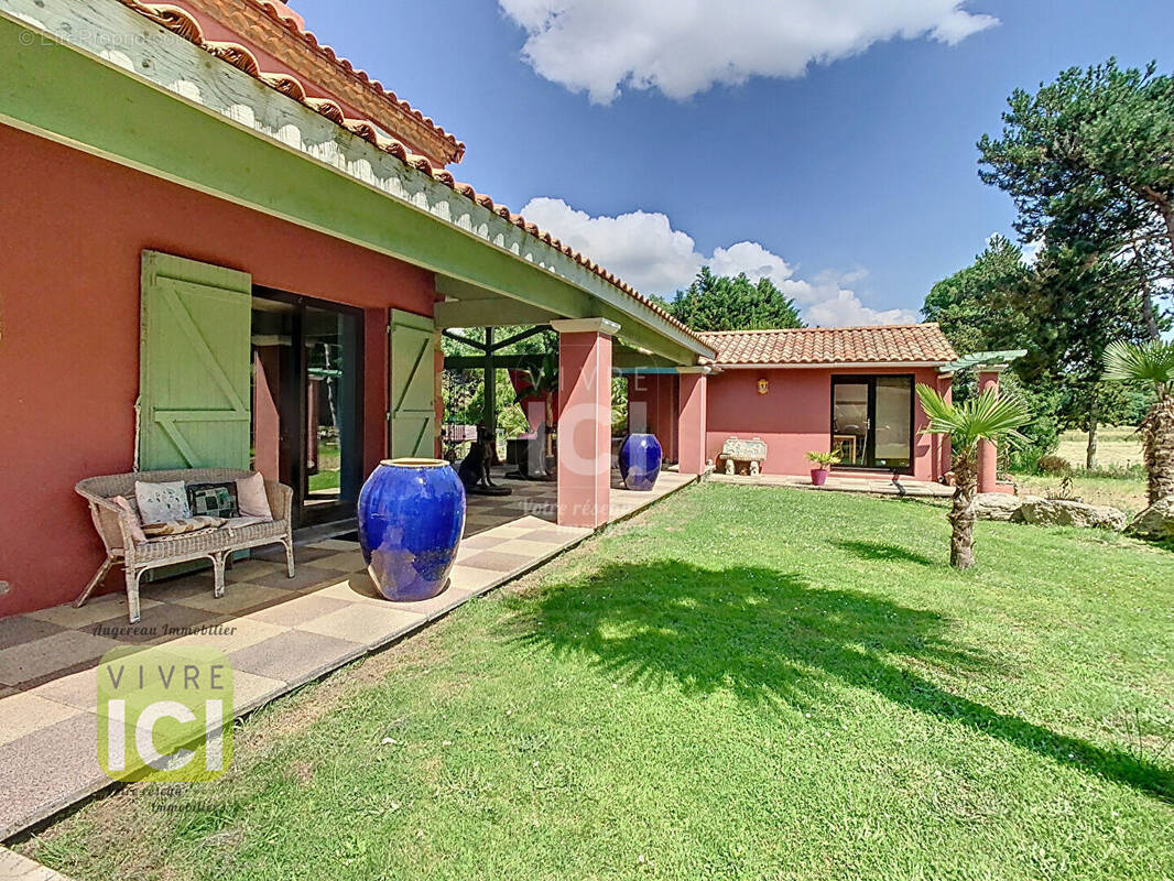 Maison à LE MAY-SUR-EVRE